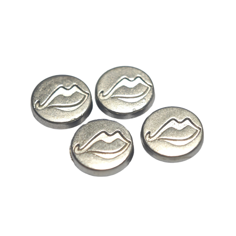 Concave lip alloy collision nail